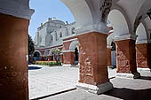 Arequipa, Convent of Santa Catalina de Sena the Main cloister 